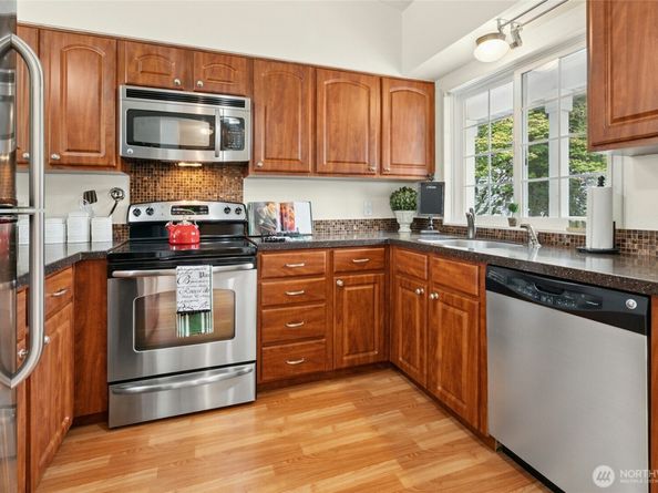 12371 SE 41st Lane, Bellevue WA 98006