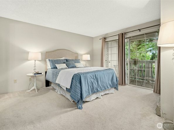 12371 SE 41st Lane, Bellevue WA 98006