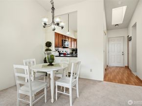 12371 SE 41st Lane, Bellevue WA 98006
