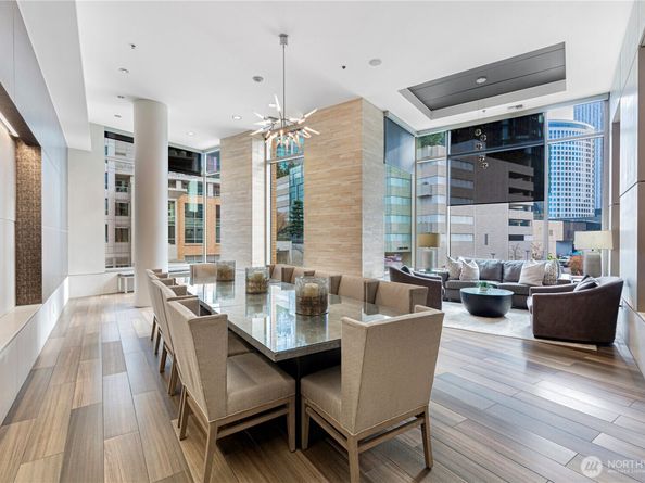 10610 NE 9th Place 1502, Bellevue WA 98004