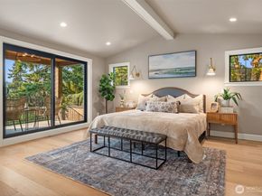 2012 9th Street W, Kirkland WA 98033
