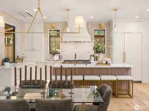 2012 9th Street W, Kirkland WA 98033