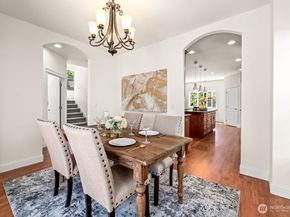 810 5th Avenue NW, Issaquah WA 98027