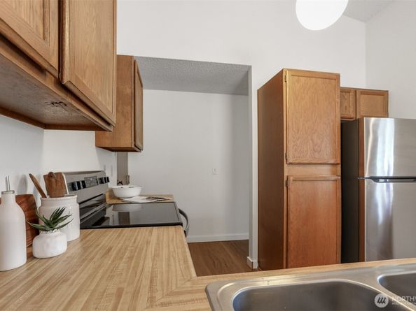 1123 132nd Street SW A, Everett WA 98204