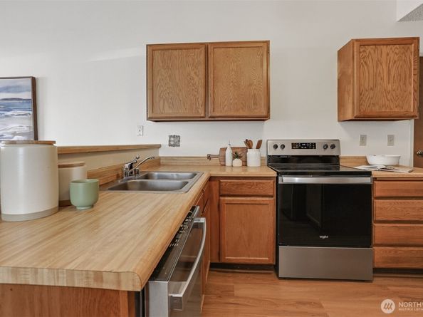 1123 132nd Street SW A, Everett WA 98204