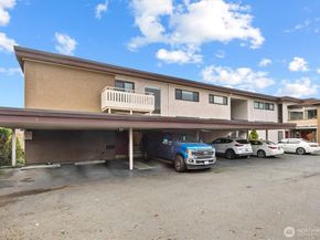 1110 5th Avenue S 204, Edmonds WA 98020