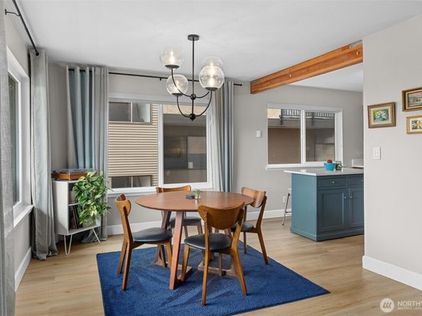 1110 5th Avenue S 204, Edmonds WA 98020