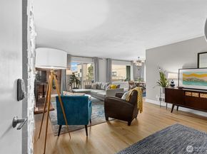 1110 5th Avenue S 204, Edmonds WA 98020