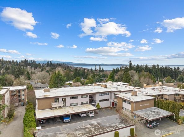 1110 5th Avenue S 204, Edmonds WA 98020