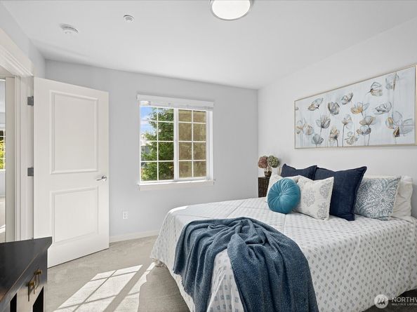 17128 NE 120th, Redmond WA 98052
