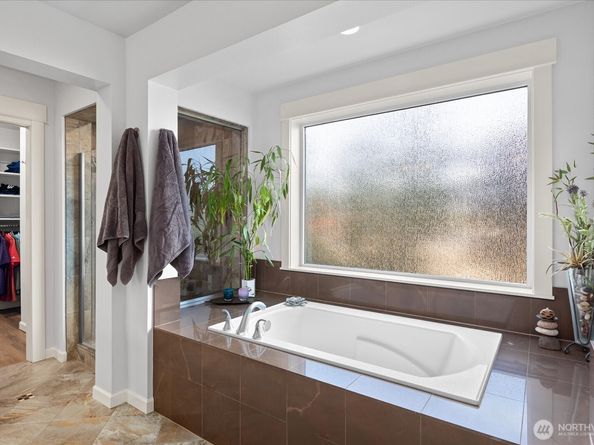 17128 NE 120th, Redmond WA 98052