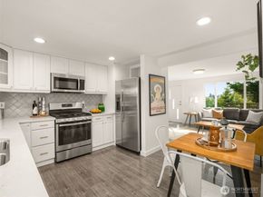 7927 27th Avenue SW, Seattle WA 98126