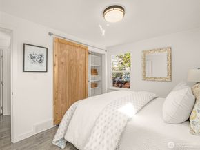 7927 27th Avenue SW, Seattle WA 98126
