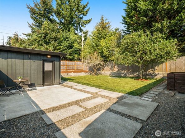 7927 27th Avenue SW, Seattle WA 98126