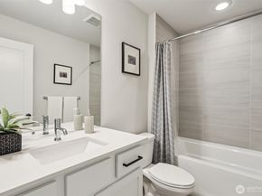 18757 76th Avenue W, Lynnwood WA 98037