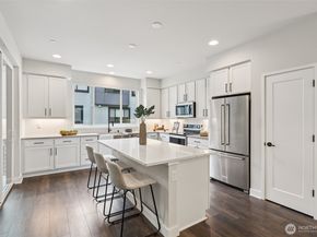 18757 76th Avenue W, Lynnwood WA 98037