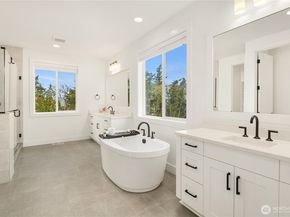 7967 112th Lane SE, Newcastle WA 98056