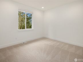 7967 112th Lane SE, Newcastle WA 98056
