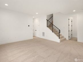 7967 112th Lane SE, Newcastle WA 98056