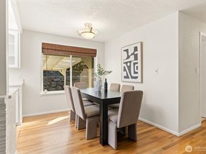 912 165th Avenue SE, Bellevue WA 98008