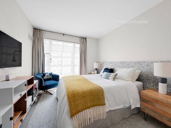 70 Charlton Street 21C, New York NY 10014