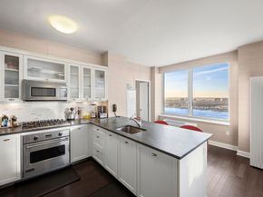 80 Riverside Boulevard PH1B, New York NY 10069