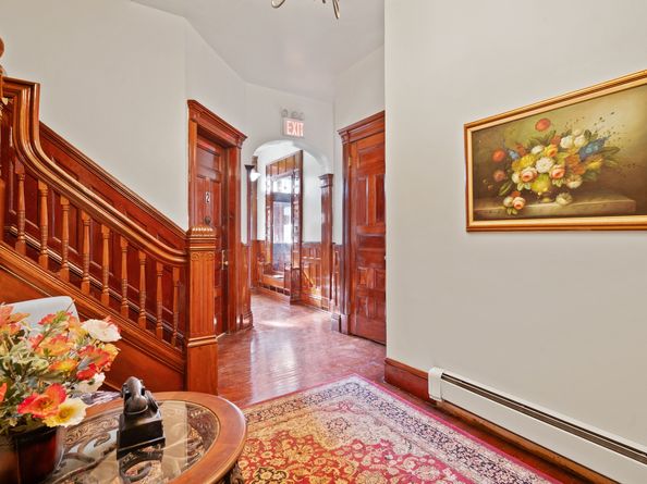 135 West 122nd Street, New York NY 10027