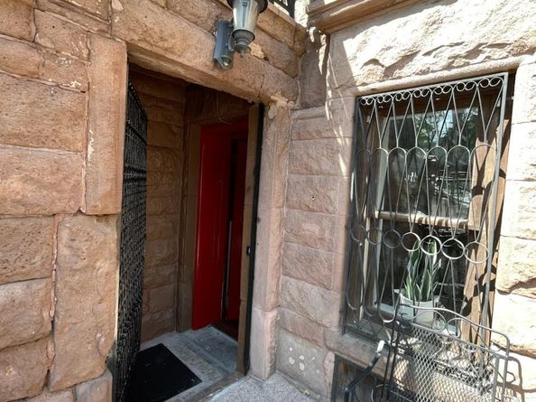 135 West 122nd Street, New York NY 10027