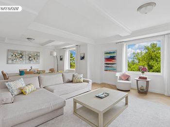 160 Central Park S
