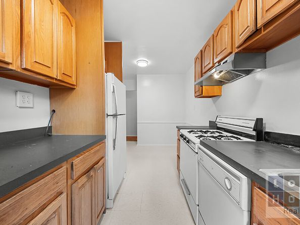 383 Grand Street M505, New York NY 10002