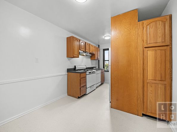 383 Grand Street M505, New York NY 10002