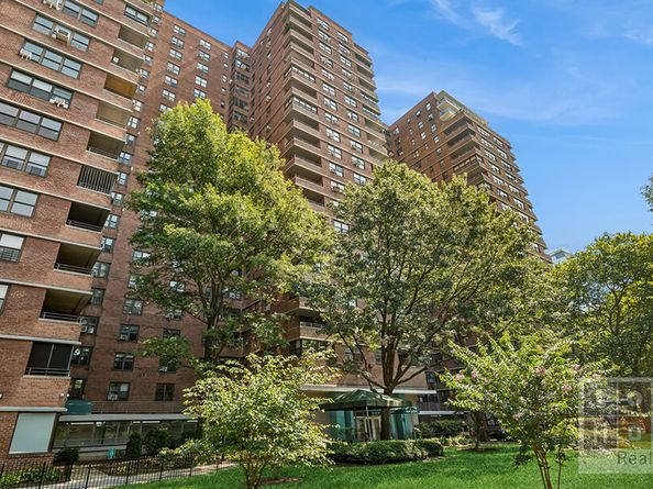 383 Grand Street M505, New York NY 10002