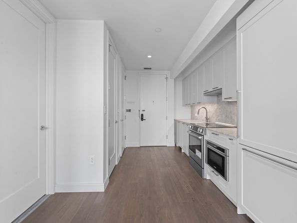 107-06 Queens Boulevard 10E, Queens NY 11375
