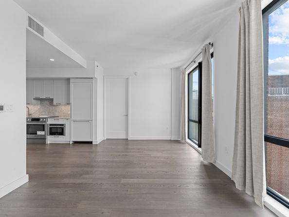 107-06 Queens Boulevard 10E, Queens NY 11375