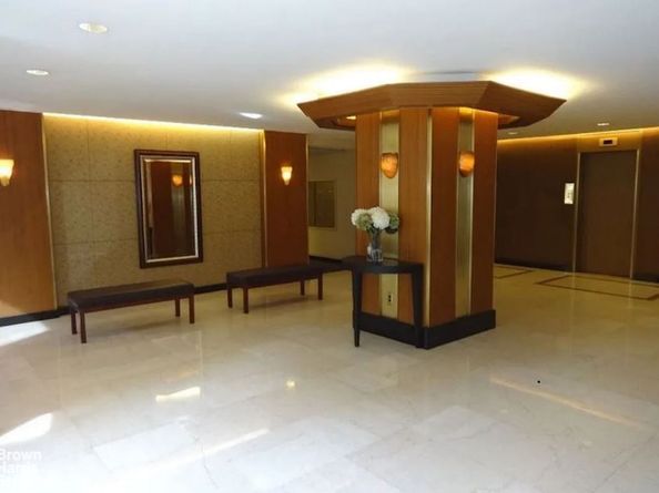 2500 Johnson Avenue 20C, Bronx NY 10463