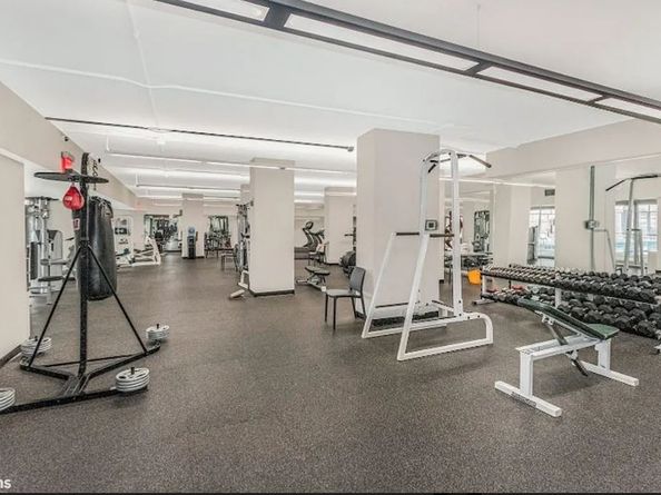 2500 Johnson Avenue 20C, Bronx NY 10463