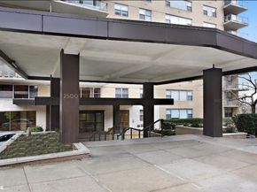 2500 Johnson Avenue 20C, Bronx NY 10463