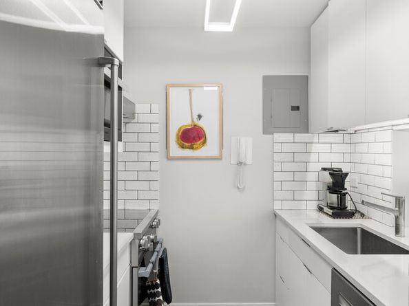 1065 Park Avenue 3BC, New York NY 10128