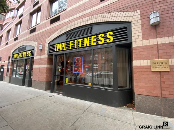 393 West 49th Street 2PP, New York NY 10019
