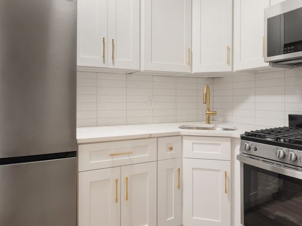 800 Grand Concourse 2RN, Bronx NY 10451