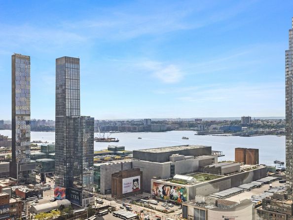500 West 43rd Street 37A, New York NY 10036