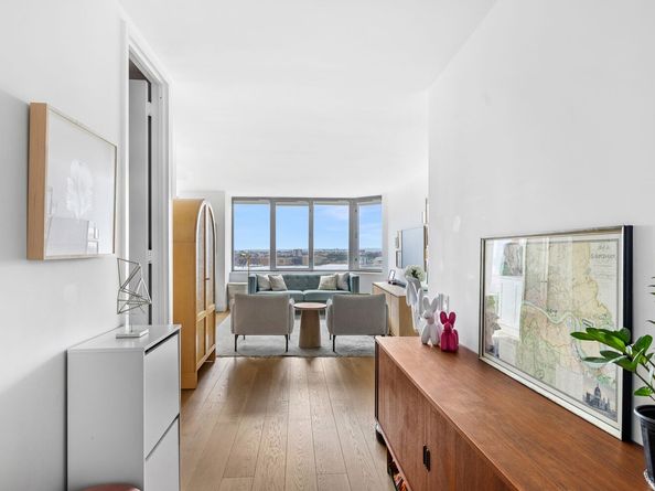 500 West 43rd Street 37A, New York NY 10036