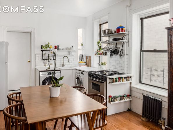 327 East 3rd Street 4B, New York NY 10009