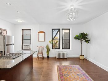 345 Montgomery Street