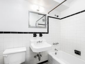 415 East 85th Street 1A, New York NY 10028
