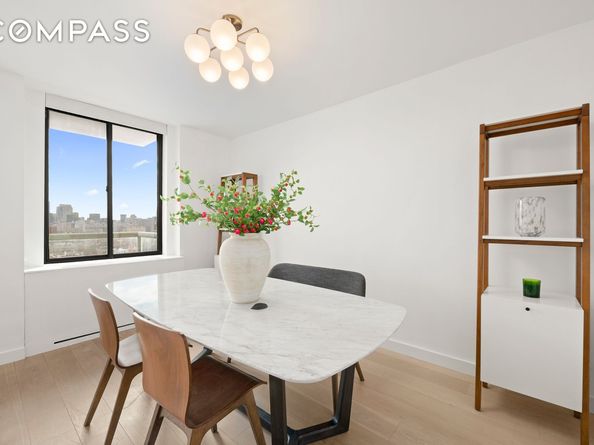 22 West 15th Street 19D, New York NY 10011