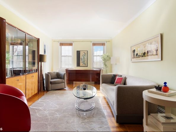 360 Clinton Avenue 5T, Brooklyn NY 11238