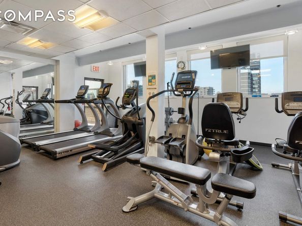 250 East 87th Street 6E, New York NY 10128