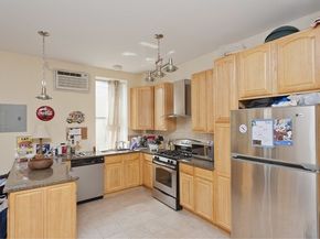 300 East 6th Street, New York NY 10003