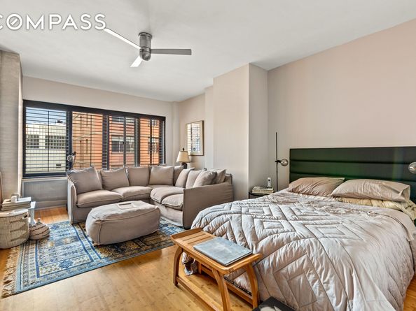 529 West 42nd Street 7B, New York NY 10036